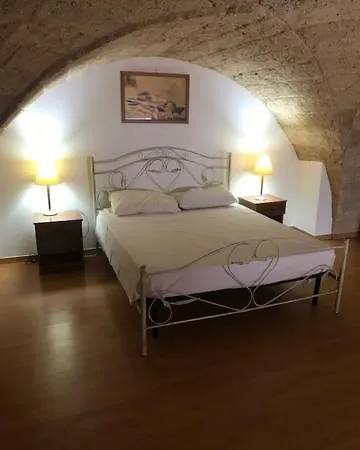 La Vecchia Casa 2 *