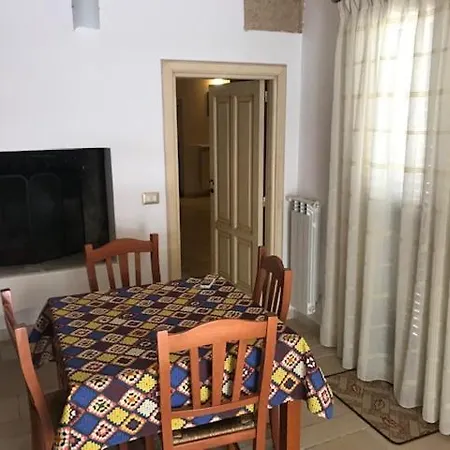 Holiday home La Vecchia Casa 2 *